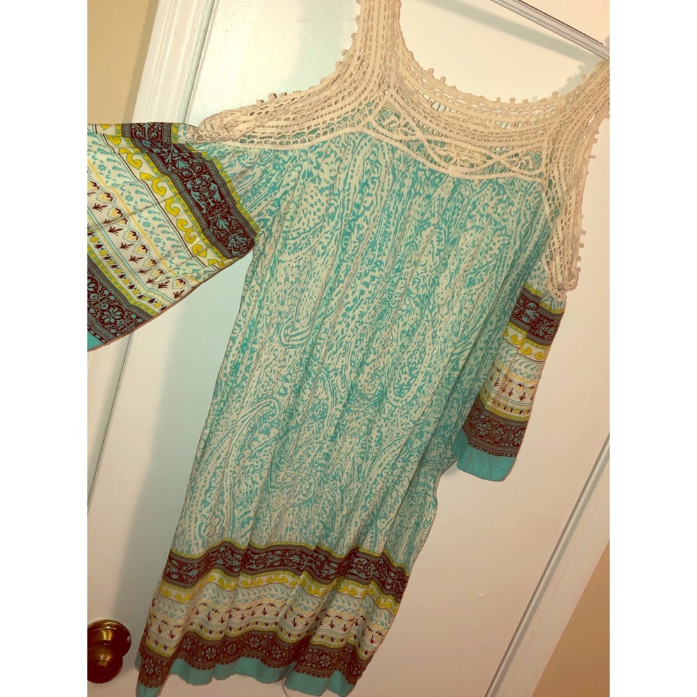 Cold shoulder boutique dress